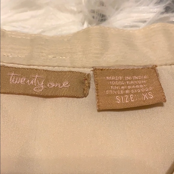 Pleated Skirt with Gold String Belt - Picture 3 of 5